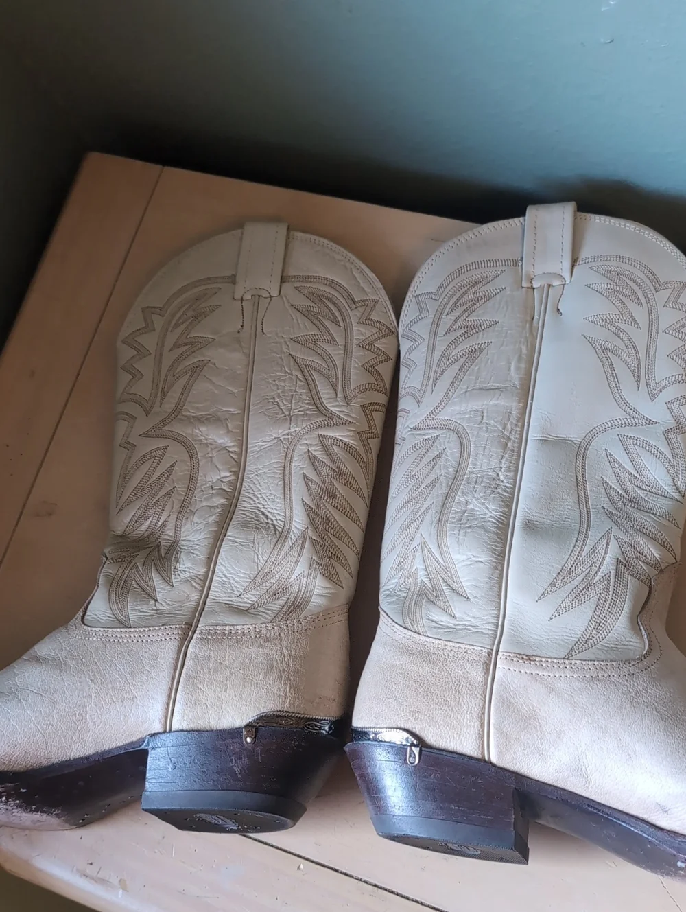 Nocona Cream Western Lace-Up Boots